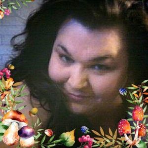 Meet your Posher, Liza